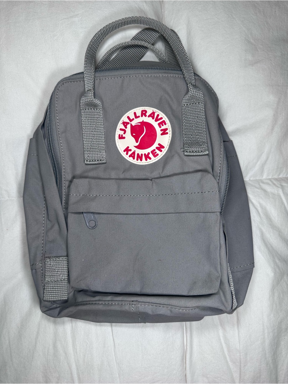 Fjallraven Kånken Mini Backpack in Gray